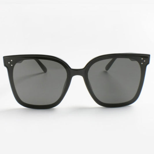 UV protection basic black sunglasses