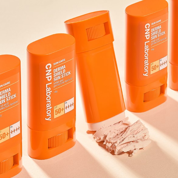 CNP Portable UV Protection Healthy Skin Protector Derma Shield Sun Stick SPF50+, PA++++