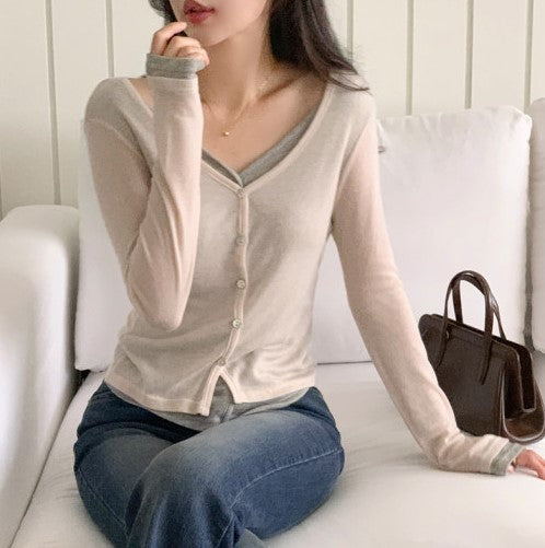 Attrangs Contrast Layered V-Neck Slim Cardigan