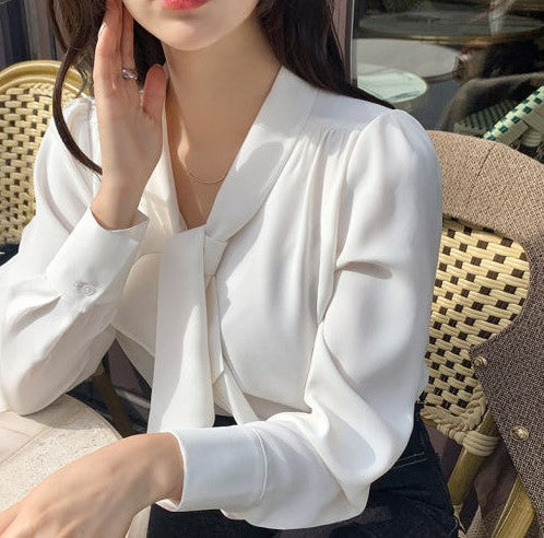 Attrangs V-neck Tie Puff Long-Sleeve Blouse