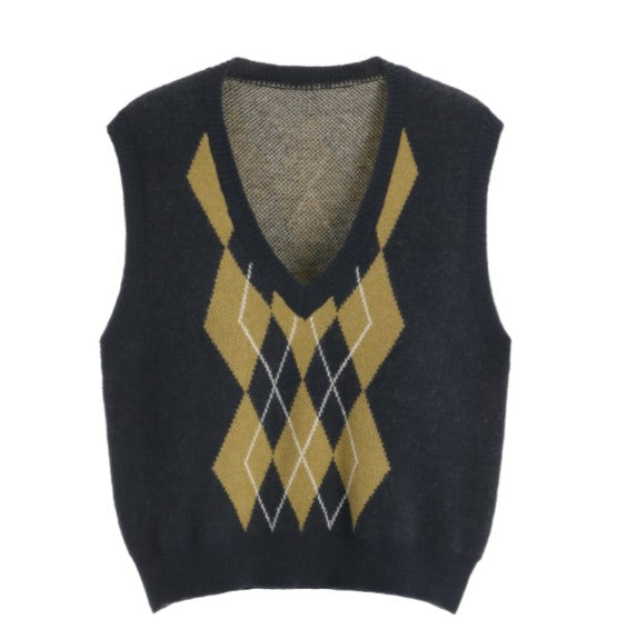 Attrangs Tade Argyle Knit Vest