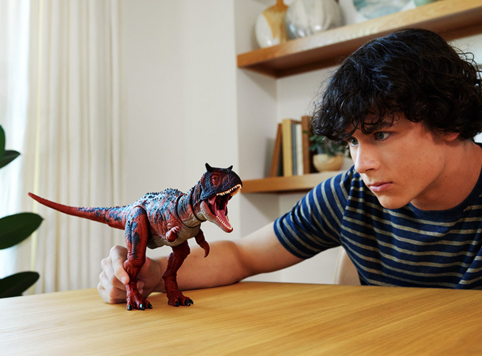 Jurassic World Hammond Collection Carnotaurus Figure