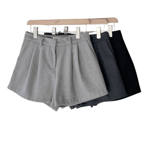 Peter And Wendy Proto Wool Short Pants