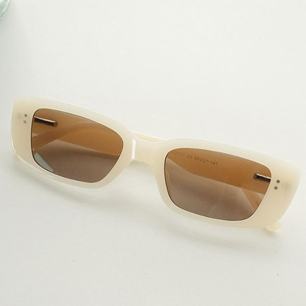 Right Now Retro Point Men's and Women's Basic Horn Frame Square Sunglasses