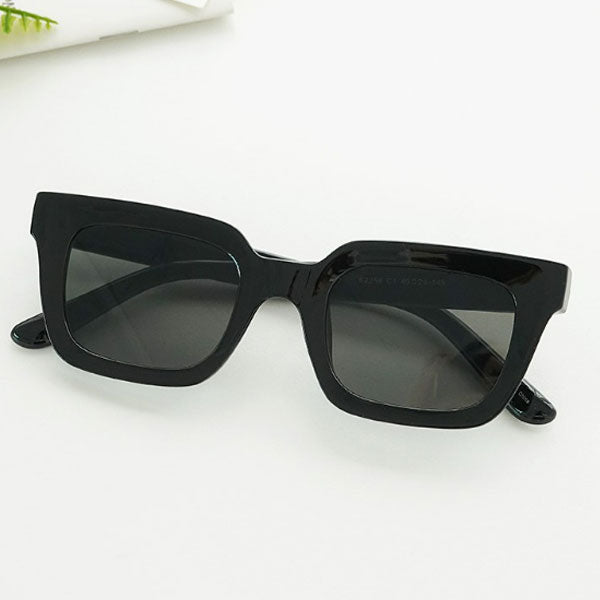 Right Now Round Basic Men's and Women's Simple Horn Frame Square Sunglasses