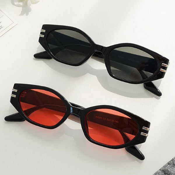 Right Now Round Retro Unique Horned Tinted Sunglasses