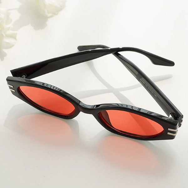 Right Now Round Retro Unique Horned Tinted Sunglasses