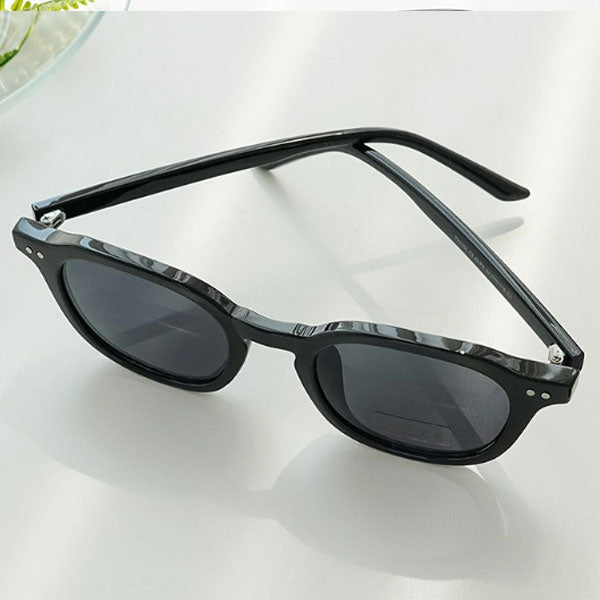 Right Now Round Transparent Horn-rimmed Simple Square Tint Sunglasses