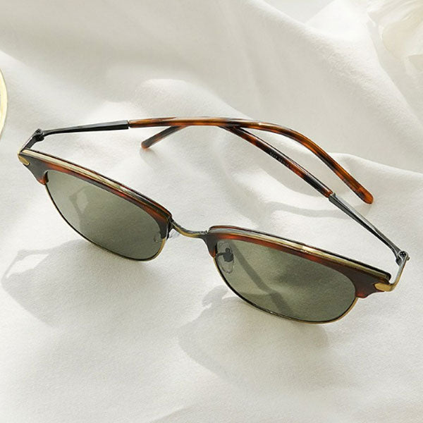 Right Now Simple Basic Hageum Frame Unisex Sunglasses