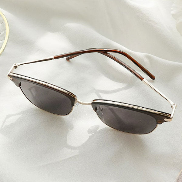 Right Now Simple Basic Hageum Frame Unisex Sunglasses