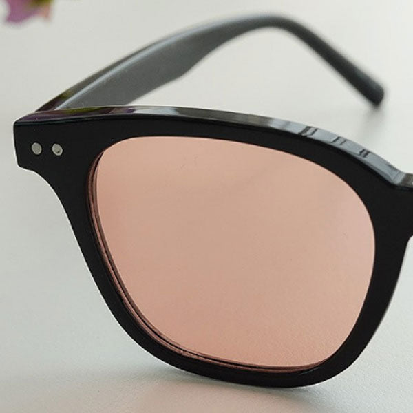 Right Now classic horn-rimmed tinted sunglasses for men and women