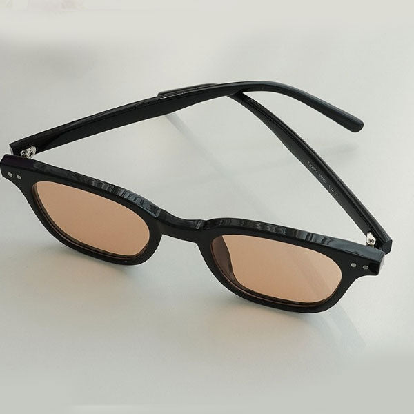 Right Now classic horn-rimmed tinted sunglasses for men and women