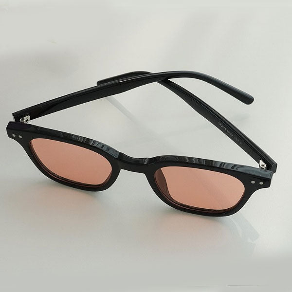 Right Now classic horn-rimmed tinted sunglasses for men and women