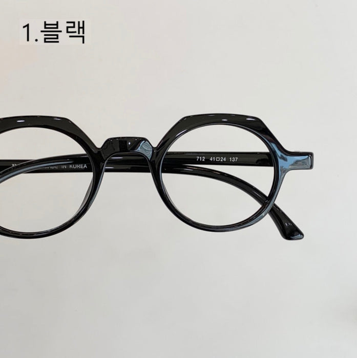 Small round Yoon Yeo-jeong Kim Koo Jung Sam-mul magnifying glass horn frame glasses without nose support