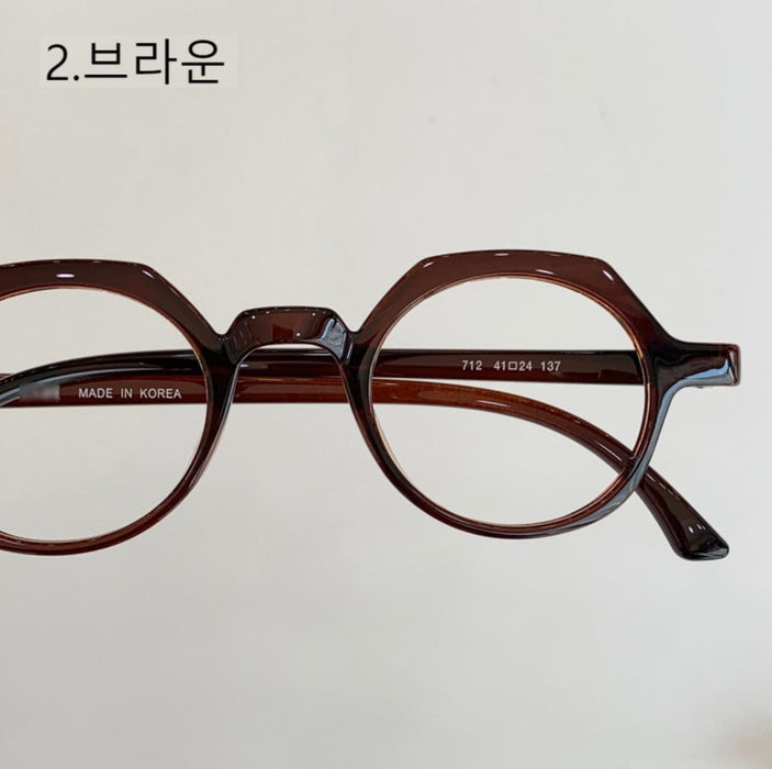 Small round Yoon Yeo-jeong Kim Koo Jung Sam-mul magnifying glass horn frame glasses without nose support